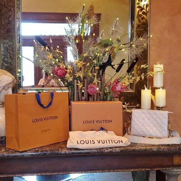 Authentic LOUIS VUITTON COUSSIN PM-Cream! - Picture 15 of 17